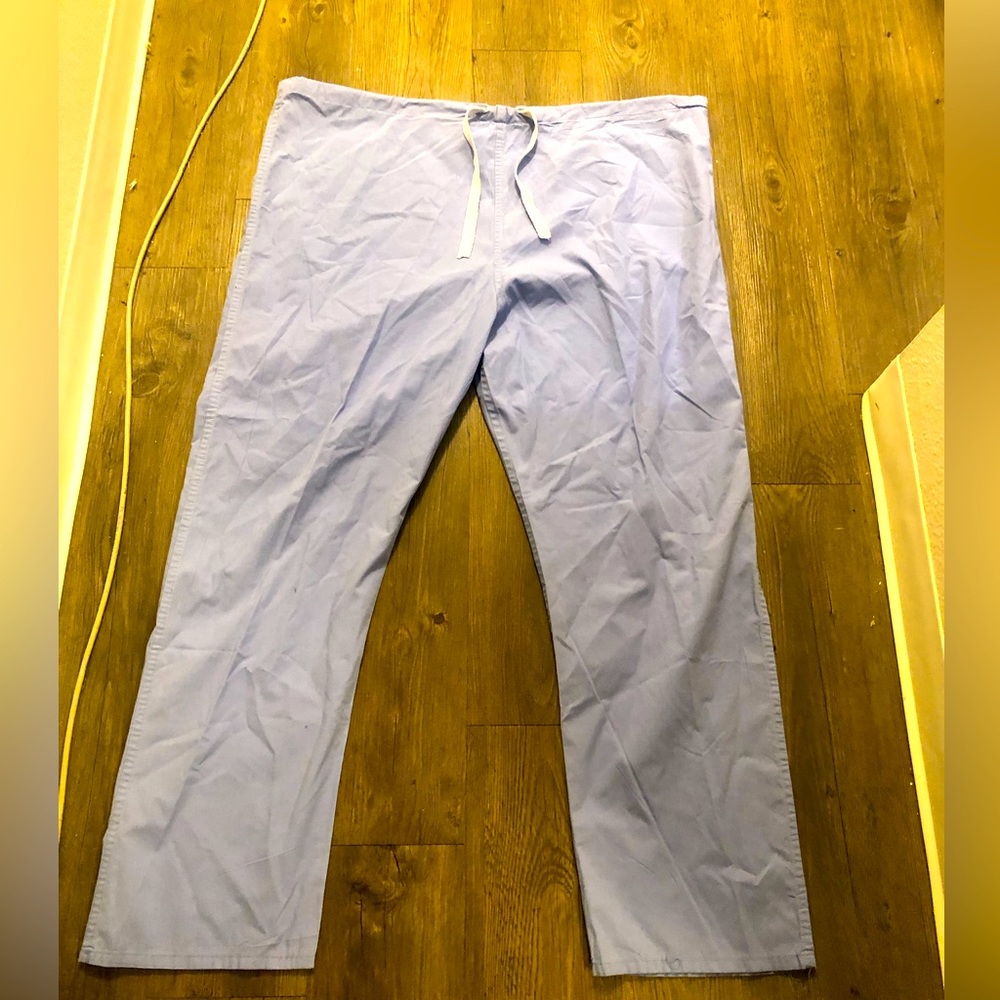 Soft weave Women’s Light Blue Jogger Pull-On Scrub Pant Size Large